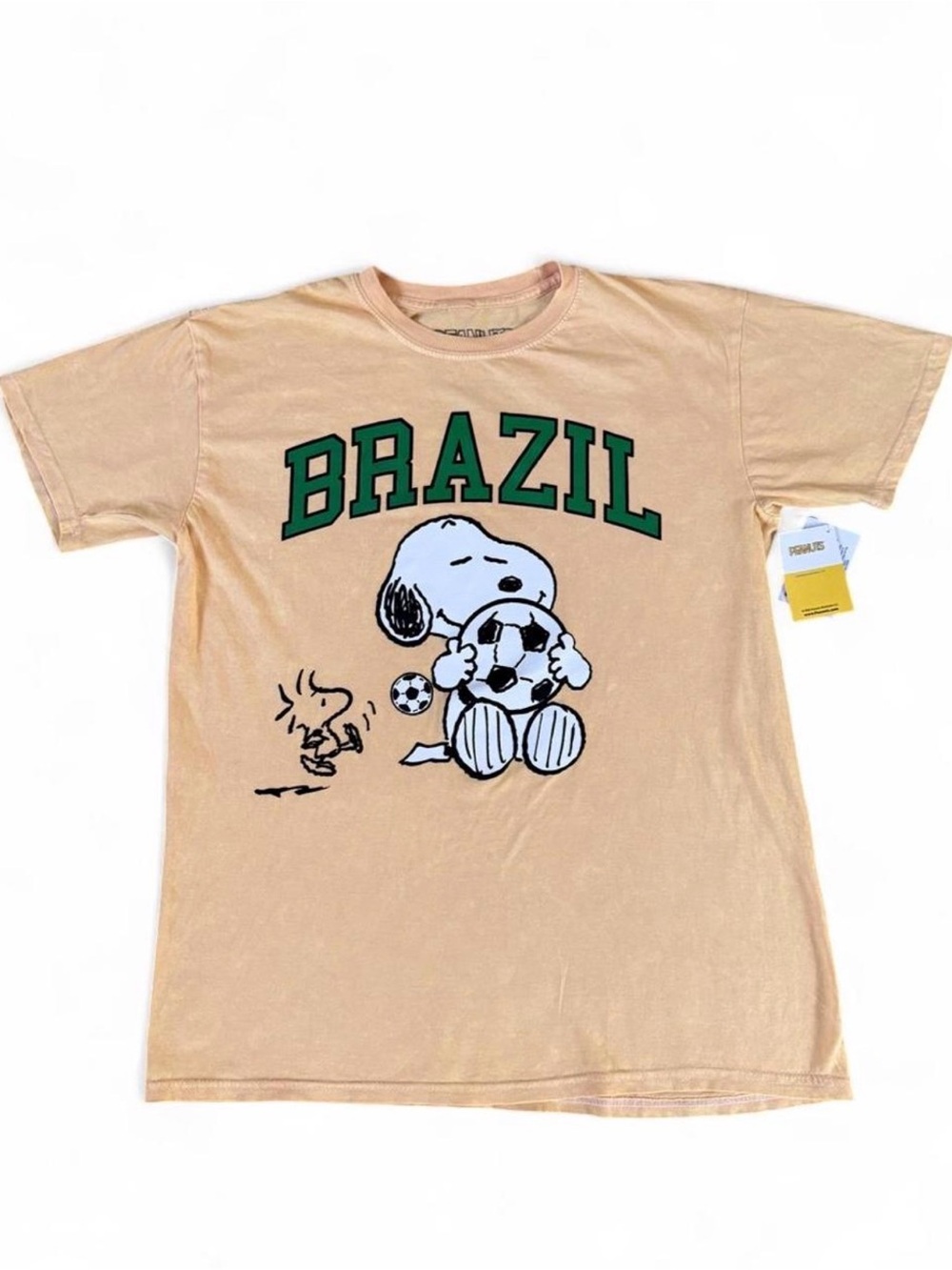 NWT Snoopy Brazil Soccer Fan Tee Yellow Small Cotton